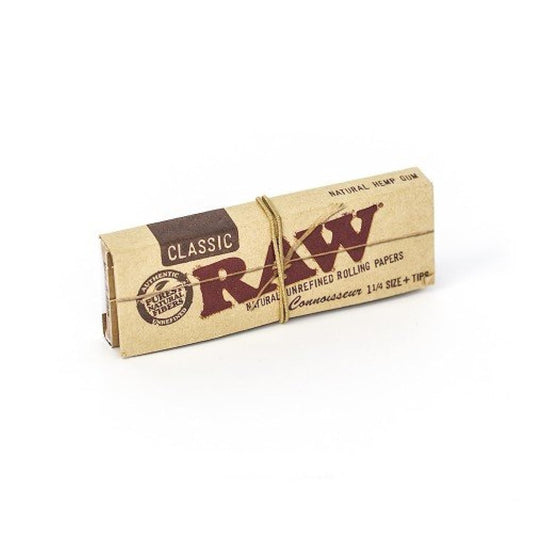 Raw Classic Connoisseur 1 1/4 Rolling Papers