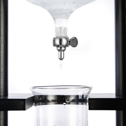 Yama Glass Cold Brew Tower – Black Straight Frame – 6–8 Cup (32 oz)
