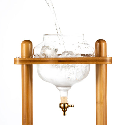 Yama Glass Cold Brew Tower – Bamboo Straight Frame – 6–8 Cup (32 oz)